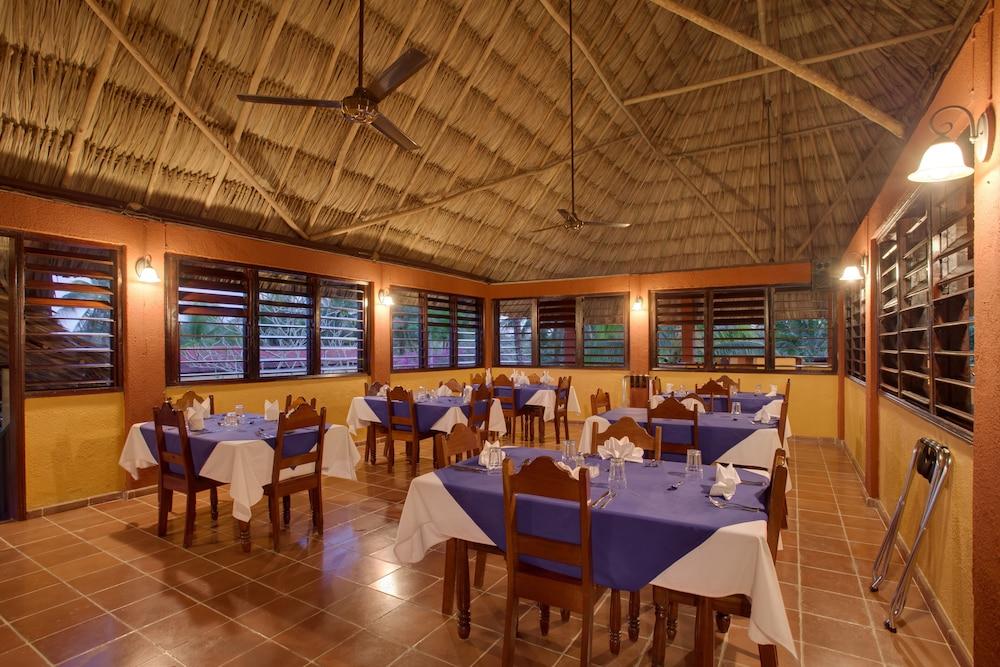סן איגנאסיו Windy Hill Resort מראה חיצוני תמונה