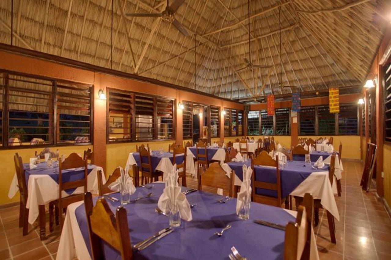 סן איגנאסיו Windy Hill Resort מראה חיצוני תמונה